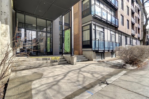 230-1451 Rue Parthenais  Montréal (Ville-Marie), QC H2K 3R9