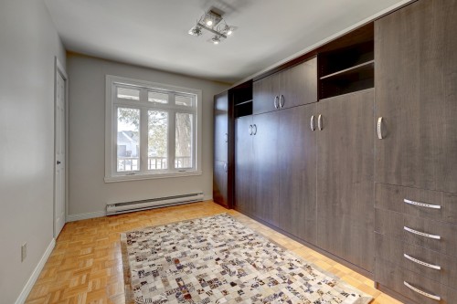 Chambre à coucher - 41 Rue Champlain, Saint-Constant, QC - Indoor Photo Showing Other Room