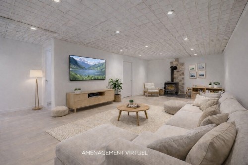 Salle familiale - 41 Rue Champlain, Saint-Constant, QC - Indoor Photo Showing Living Room