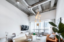 704-1200 Rue St-Alexandre  Montréal (Ville-Marie), QC H3B 3H5