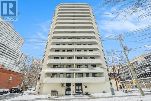 1102 - 200 BAY STREET  Ottawa, ON K1R 7W8