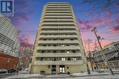 1102 - 200 BAY STREET  Ottawa, ON K1R 7W8