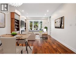 210 2028 W 11 AVENUE  Vancouver, BC V6J 2C9