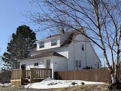 26 Sydney Road  Port Hawkesbury, NS B9A 3A4