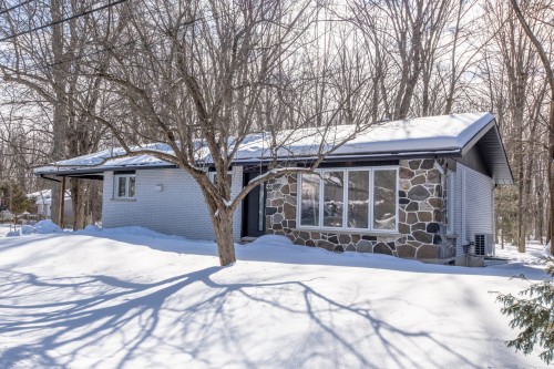 40 Rue Alcide-Cote  Saint-Jean-Sur-Richelieu, QC J3B 4E2