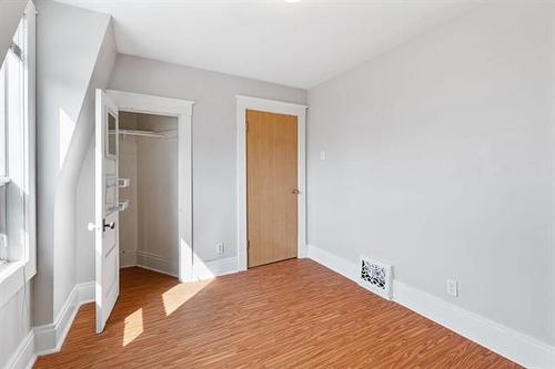 605 Minto St, Winnipeg, MB 