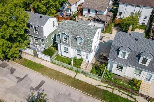 605 Minto St, Winnipeg, MB 