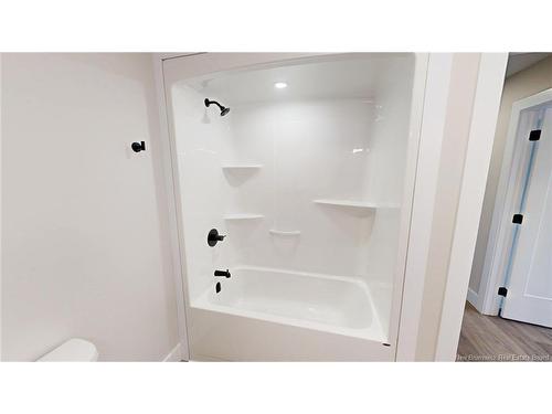 46 Ocean Dr, Saint John, NB 