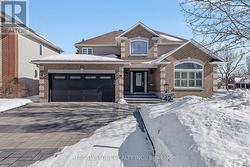 42 HERITAGE GROVE CRESCENT  Ottawa, ON K2S 1R2