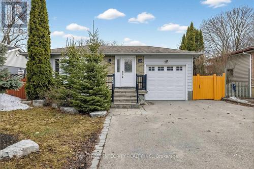 157 ORCHARD HEIGHTS BOULEVARD  Aurora, ON L4G 3A3