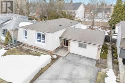 20 INDIAN ARROW ROAD  Barrie, ON L4M 5G3