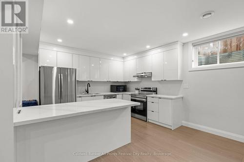 467 Warren Street, Goderich (Goderich (Town)), ON - Indoor Photo Showing Kitchen