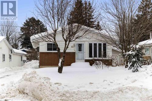 12 Vera ST  Sault Ste. Marie, ON P6B 5M8