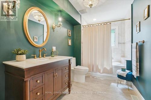 14 Dubarry Boulevard, Hamilton, ON - Indoor Photo Showing Bathroom