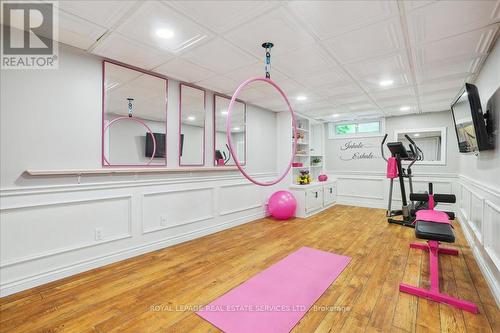 14 Dubarry Boulevard, Hamilton, ON - Indoor Photo Showing Other Room