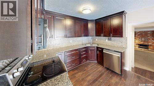 50 Lowry Place, Regina, SK - Indoor Photo Showing Kitchen