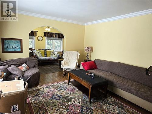 61 Gilbert, Alban, ON - Indoor Photo Showing Living Room