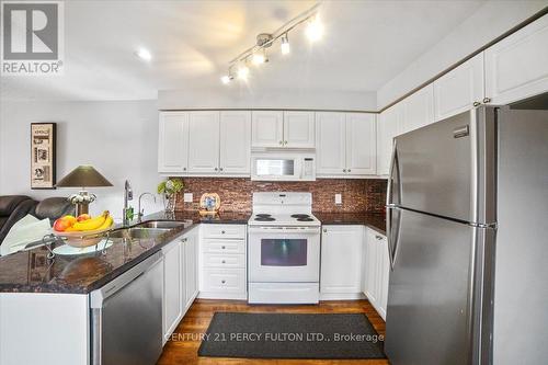 1250 Ormond Drive, Oshawa, ON - Indoor Photo Showing Kitchen