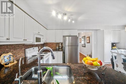 1250 Ormond Drive, Oshawa, ON - Indoor Photo Showing Kitchen With Double Sink