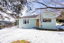 11 Paradise Road Paradise, NL A1L 3B4