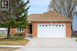 38 CEDAR PARK Drive  Welland, ON L3C 7C8
