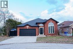 409 RENE DRIVE  Lasalle, ON N9J 3R2