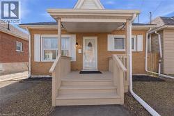 80 WALNUT Street  Brantford, ON N3T 1H4