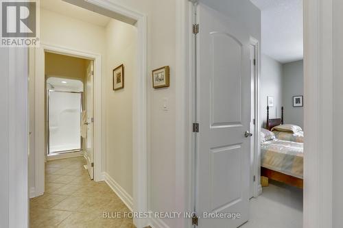 6 - 2014 Valleyrun Boulevard S, London North (North R), ON 