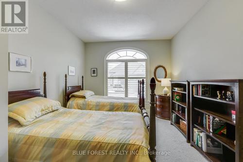 6 - 2014 Valleyrun Boulevard S, London North (North R), ON 