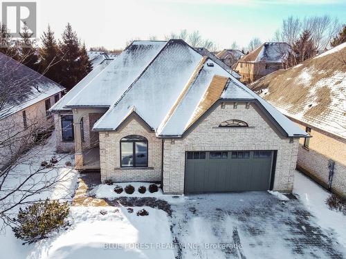 6 - 2014 Valleyrun Boulevard S, London North (North R), ON 