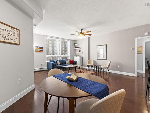 213 10 Regency Park Drive, Halifax, NS 
