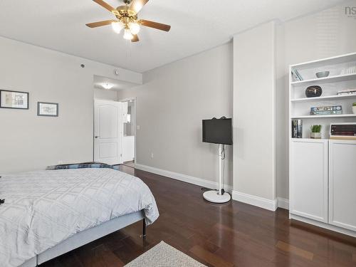 213 10 Regency Park Drive, Halifax, NS 