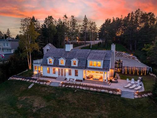 15 Fredas Point Drive, Chester, NS 