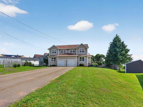 65 Mackinley Crescent, Cornwall, PE 