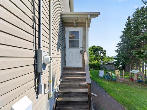 65 Mackinley Crescent, Cornwall, PE 
