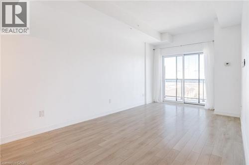 550 North Service Road Unit# 516, Grimsby, ON - Indoor Photo Showing Other Room