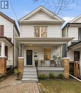 186 ROSLIN AVENUE  Toronto, ON M4N 1Z6