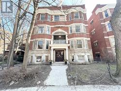 2 - 7 GLEN ROAD  Toronto, ON M4X 1M4