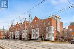 4 - 817 DUNDAS STREET E  Toronto, ON M4M 1P9