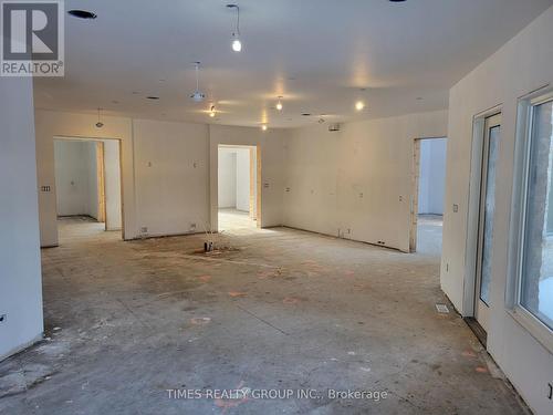 17 Edgewild Drive, Caledon, ON - Indoor Photo Showing Other Room