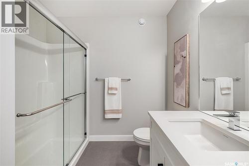 539 Traeger Manor, Saskatoon, SK - Indoor Photo Showing Bathroom