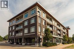 457 PLAINS Road E Unit# 224  Burlington, ON L7T 2E2