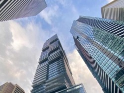 4002-55 Charles Street E Toronto, ON M4Y 0J1