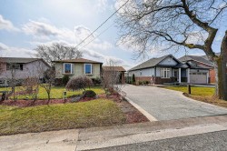 9 Sidare Court Grimsby, ON L3M 4E8