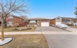 10 West Wareside Road  Toronto, ON M9C 3J1