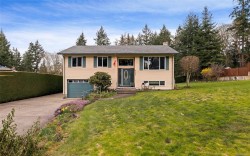 6323 Woodgrove Way Duncan, BC V9L 5R4