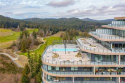 915-2000 Hannington Rd  Langford, BC V9B 6R6