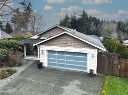 1607 Marshalls Pl  Sooke, BC V9Z 0T1