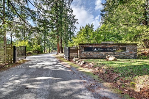 37-315 Robinson Rd, Salt Spring, BC 