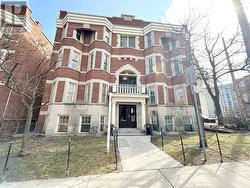 H - 1 GLEN ROAD  Toronto, ON M4X 1M4